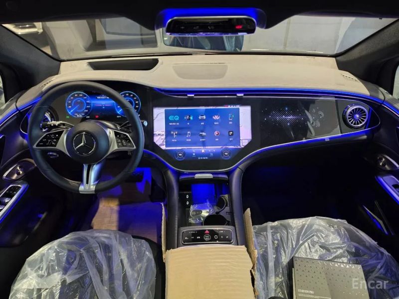 Mercedes-Benz EQE