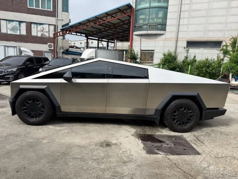 Tesla Cybertruck