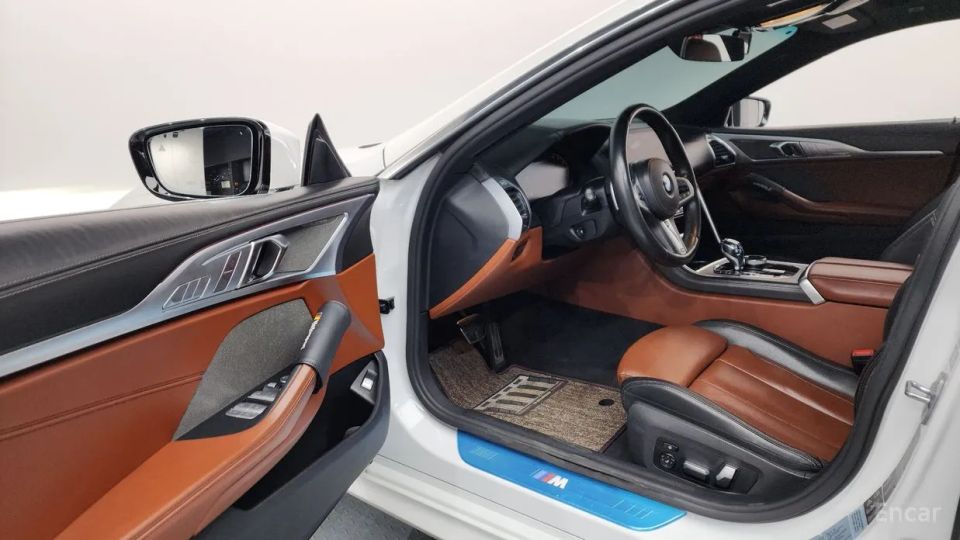BMW 8-series