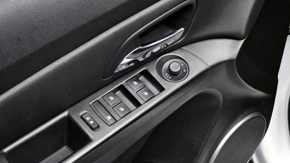 ChevroletGMDaewoo Cruze