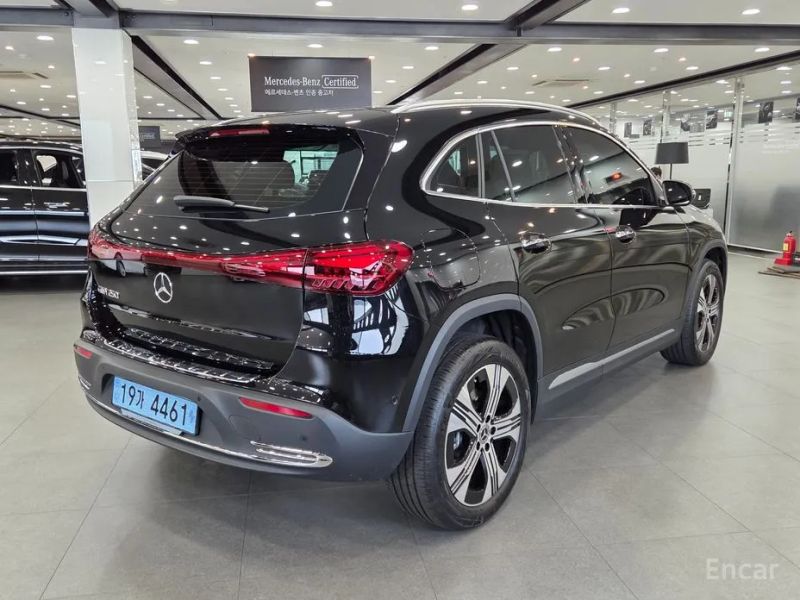 Mercedes-Benz EQA