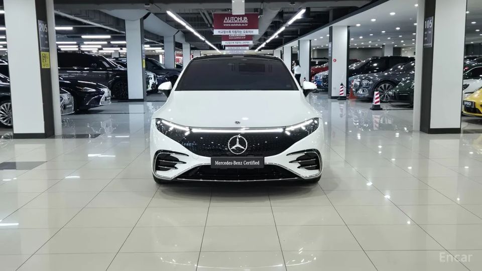Mercedes-Benz EQS
