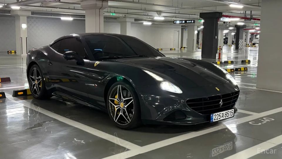 Ferrari California