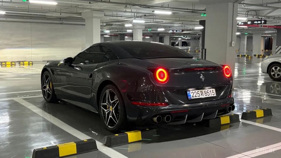 Ferrari California
