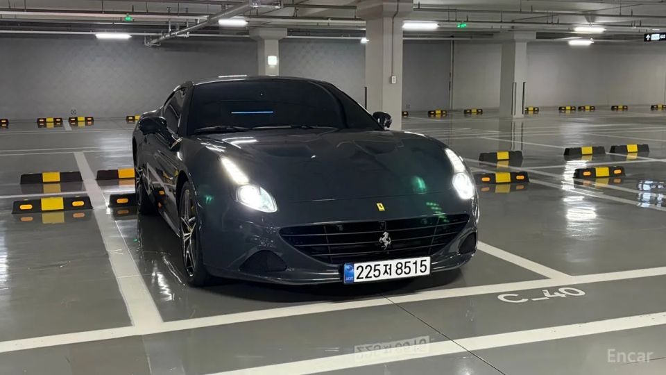 Ferrari California
