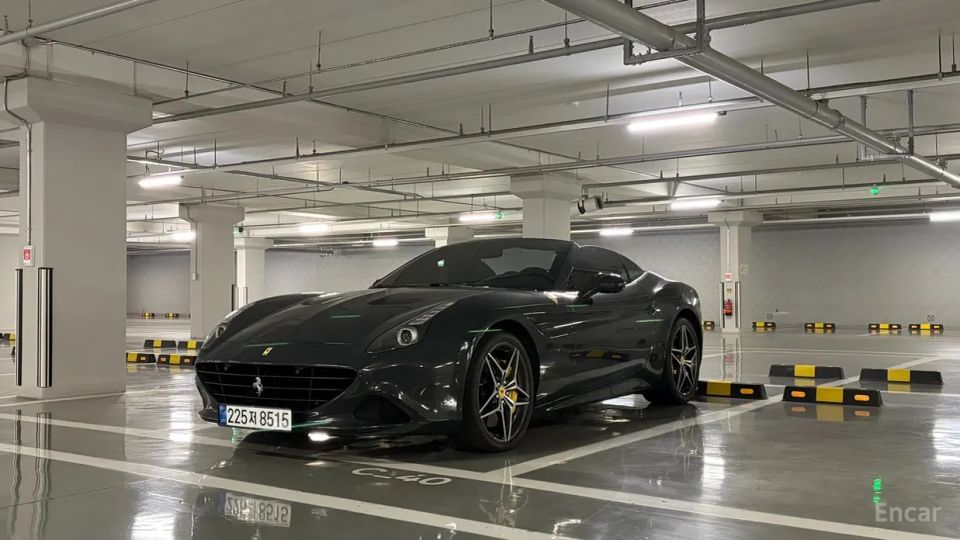 Ferrari California