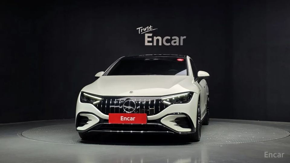 Mercedes-Benz EQE