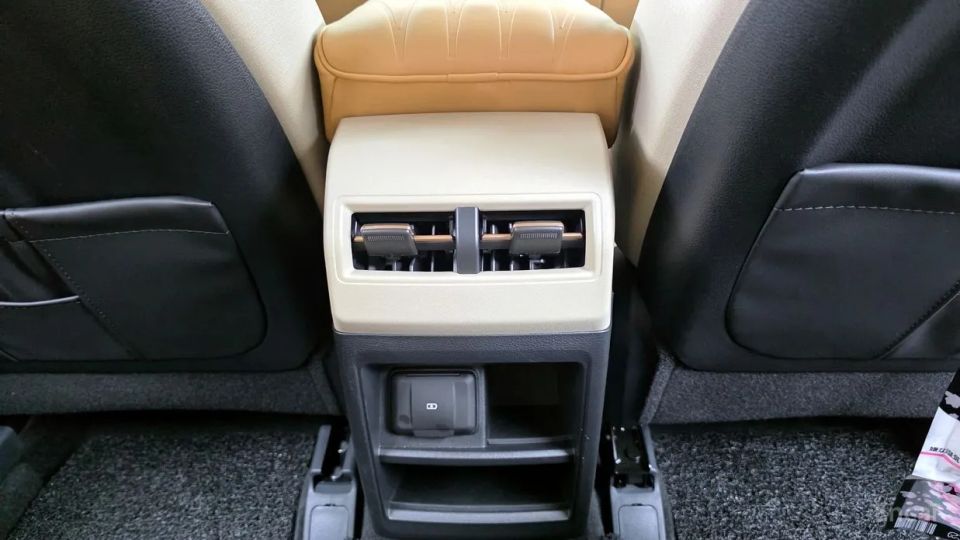 KG_Mobility_Ssangyong Actyon