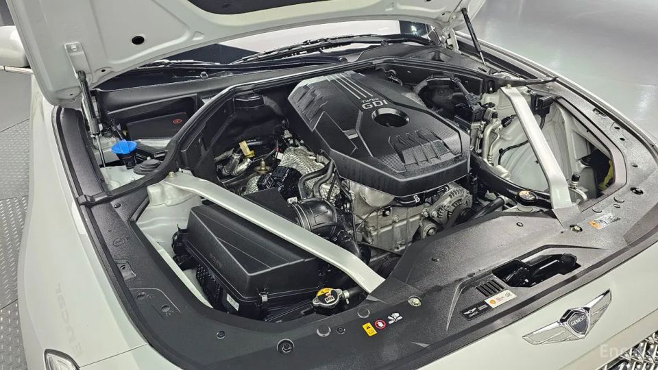 Genesis G70