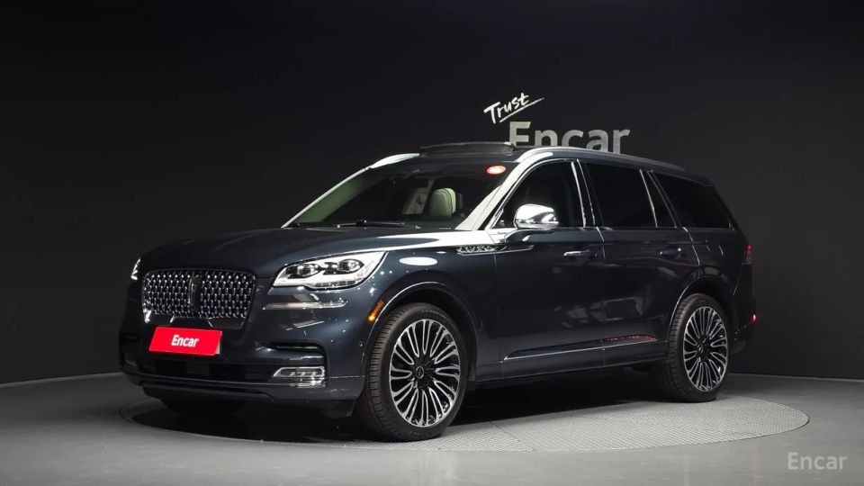 Lincoln Aviator