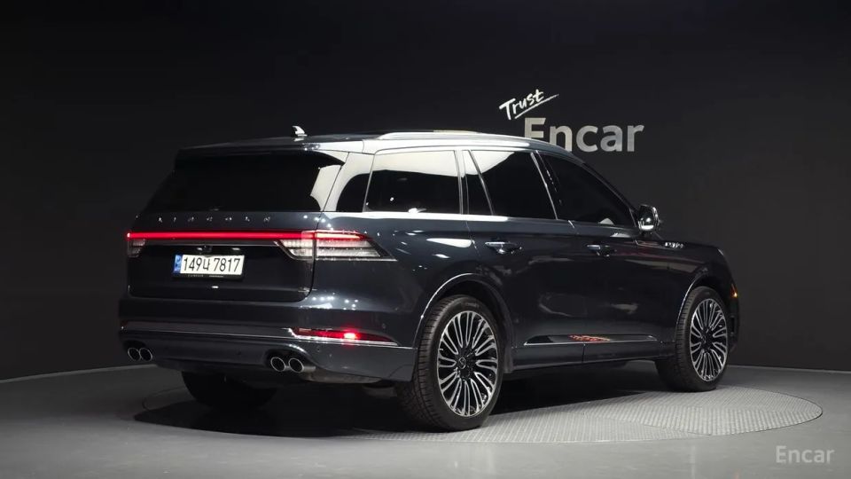 Lincoln Aviator