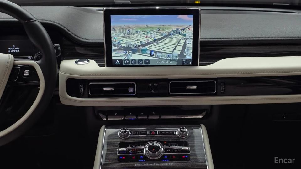 Lincoln Aviator