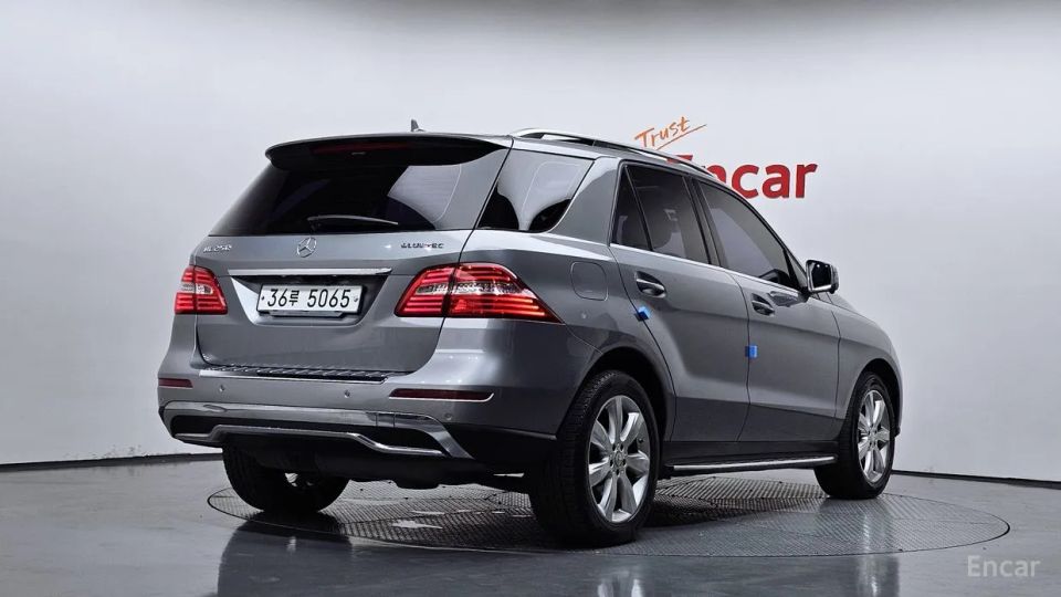 Mercedes-Benz M-class