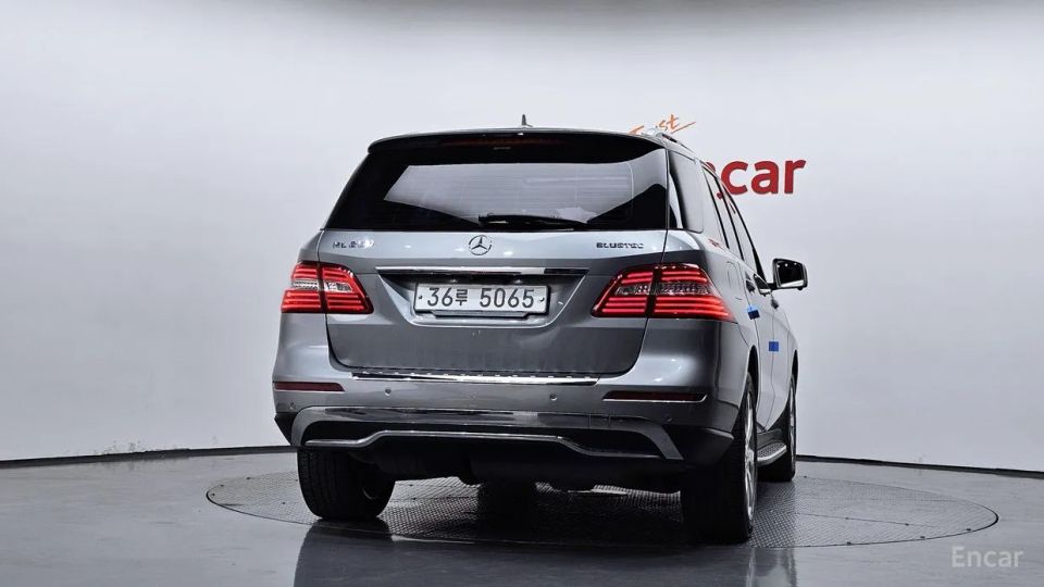 Mercedes-Benz M-class