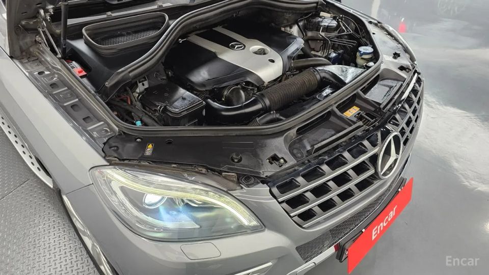 Mercedes-Benz M-class