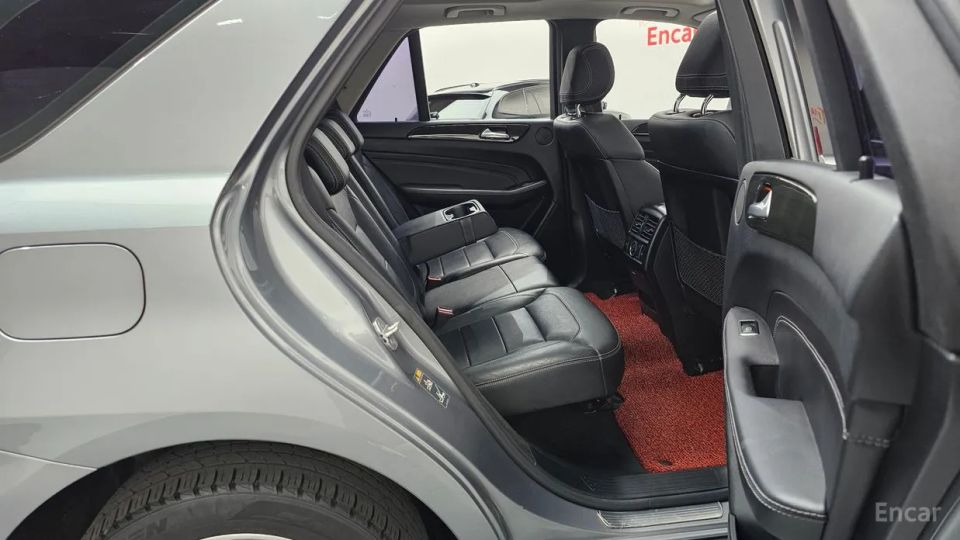 Mercedes-Benz M-class