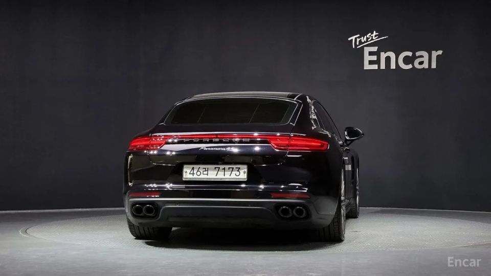 Porsche Panamera