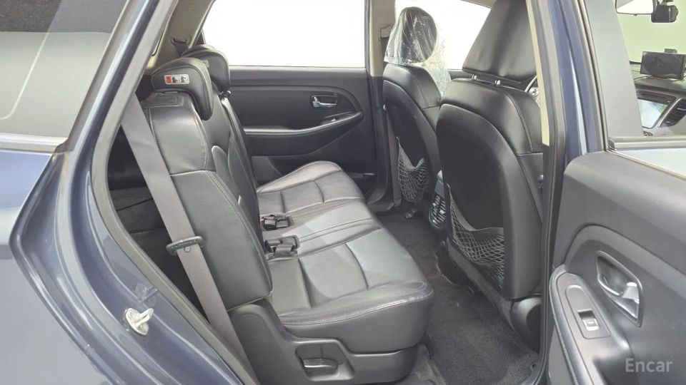 Kia Carens