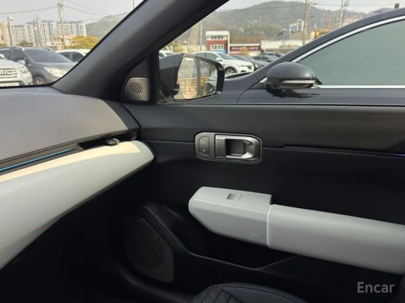 Kia EV4