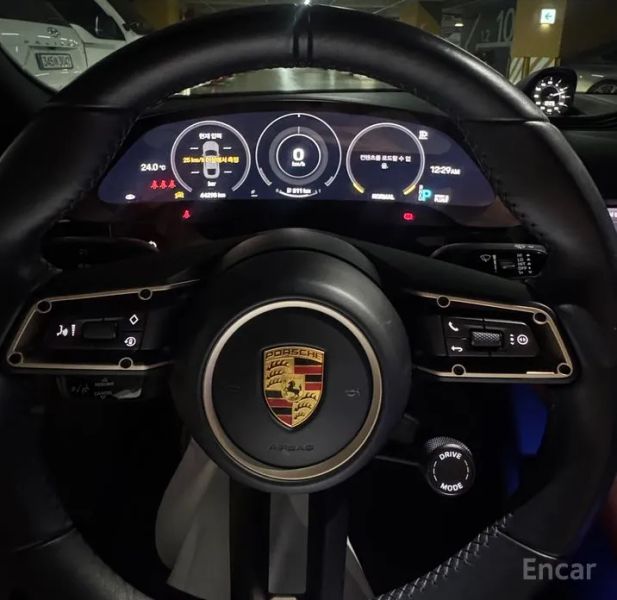 Porsche Taycan