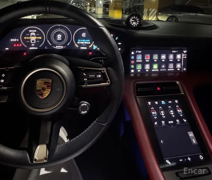 Porsche Taycan