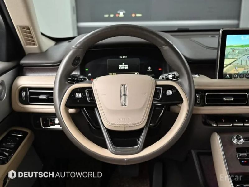 Lincoln Aviator