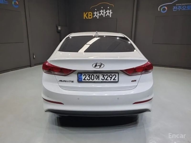 Hyundai AVANTE