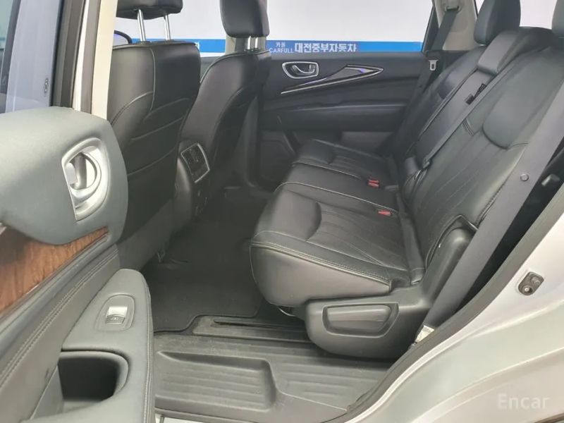 Infiniti JX