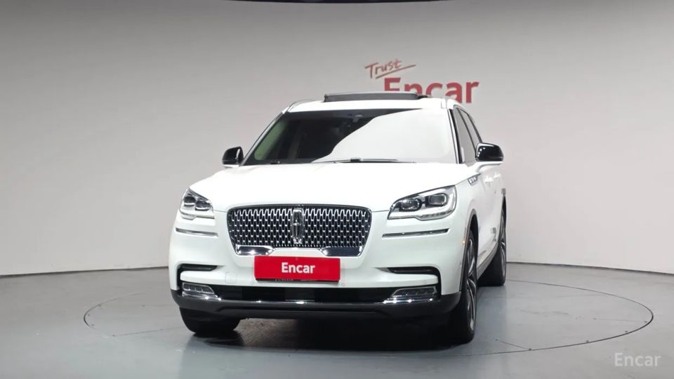 Lincoln Aviator