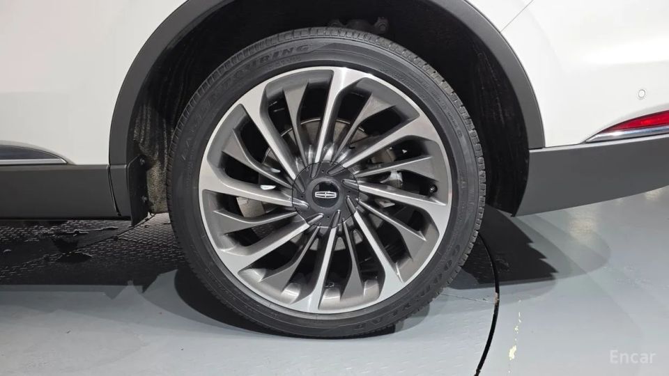 Lincoln Aviator