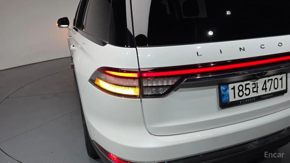 Lincoln Aviator