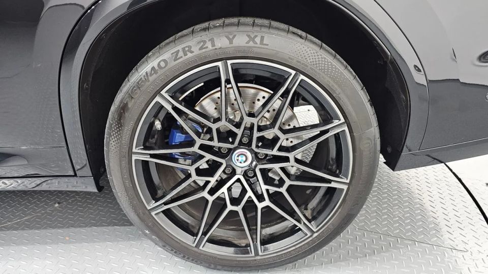 BMW X4M