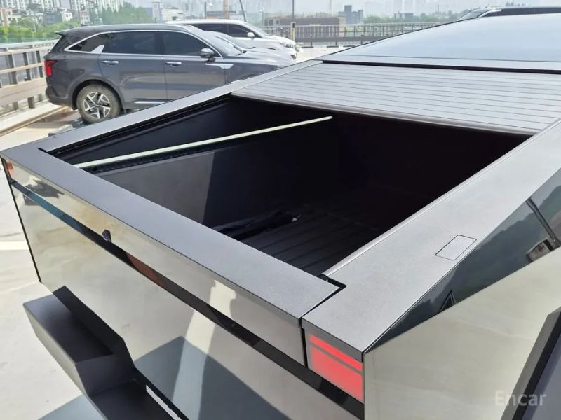 Tesla Cybertruck