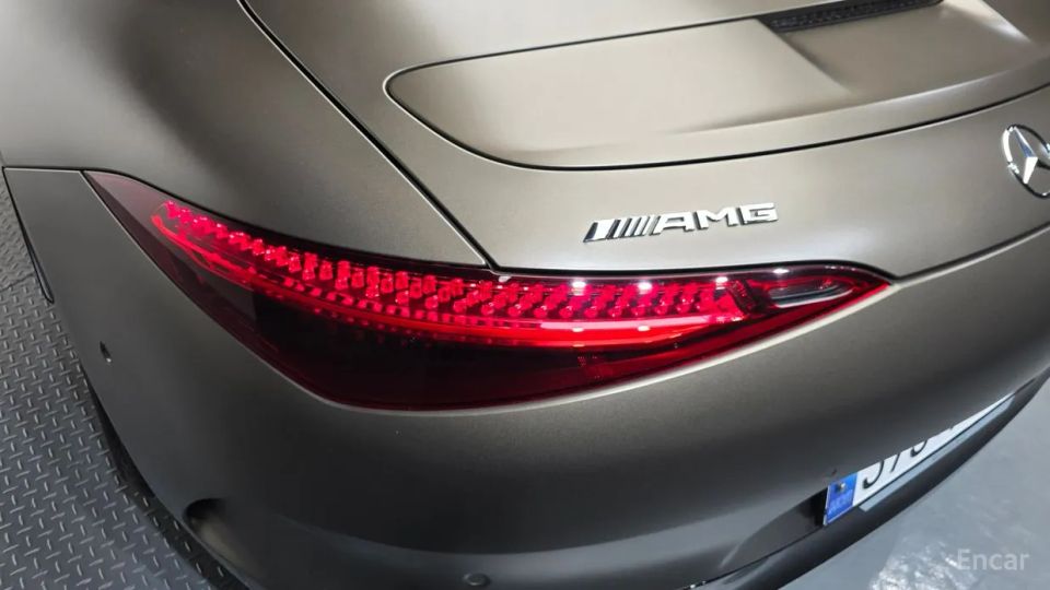 Mercedes-Benz SL-Class
