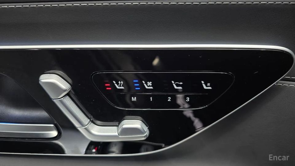 Mercedes-Benz SL-Class