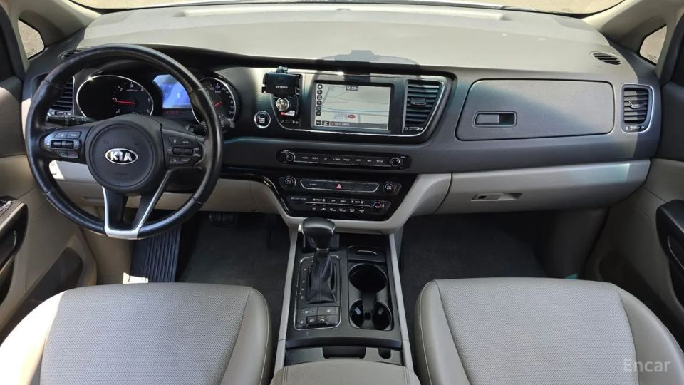Kia Canival