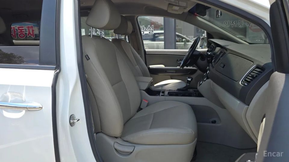 Kia Canival