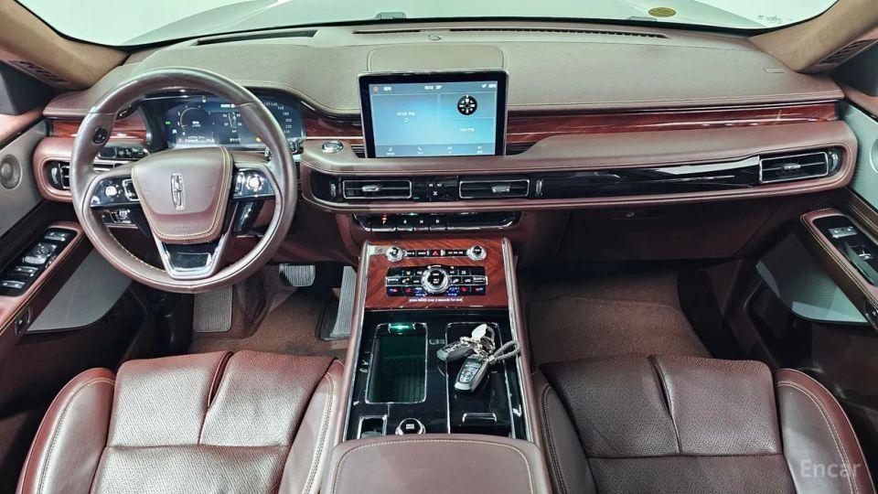 Lincoln Aviator