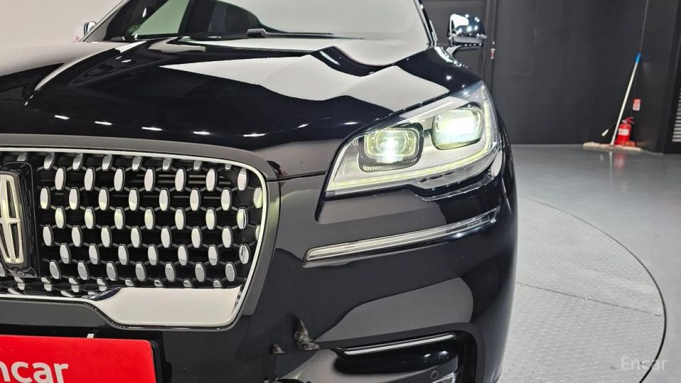 Lincoln Aviator