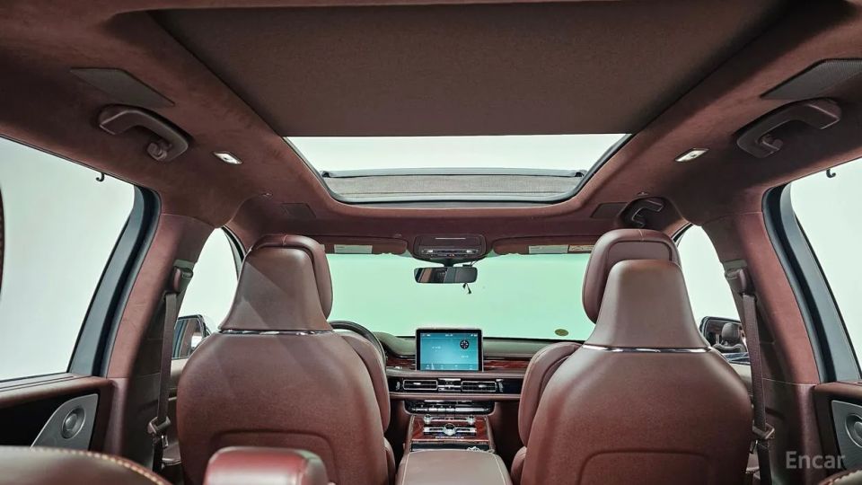 Lincoln Aviator