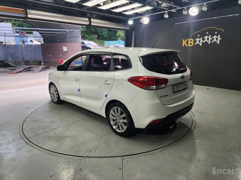 Kia Carens