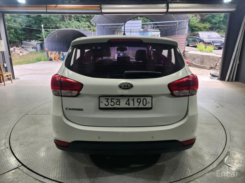 Kia Carens