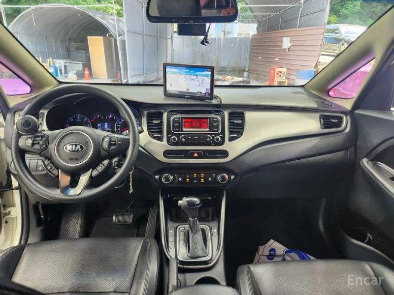 Kia Carens