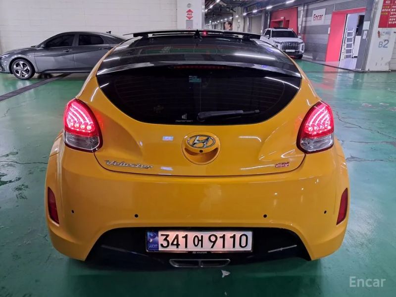 Hyundai Veloster