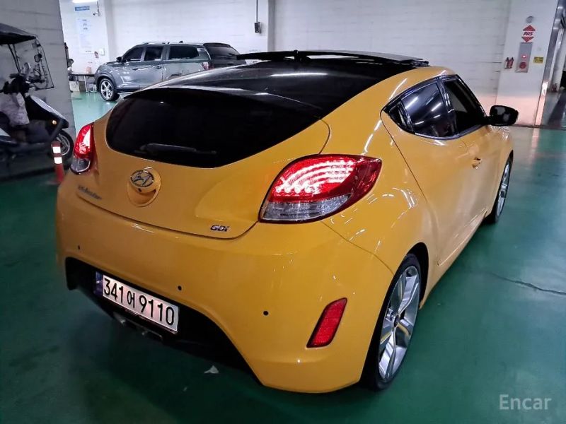 Hyundai Veloster