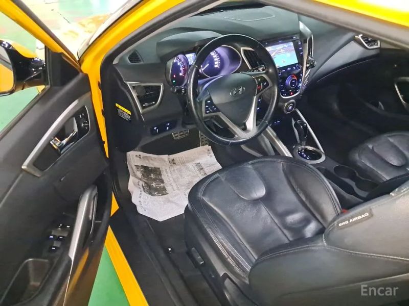 Hyundai Veloster