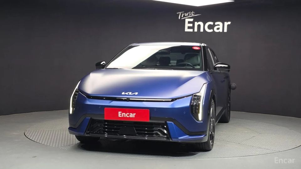 Kia EV4