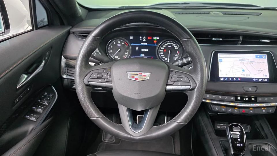 Cadillac XT4