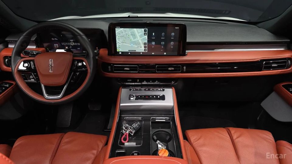 Lincoln Aviator