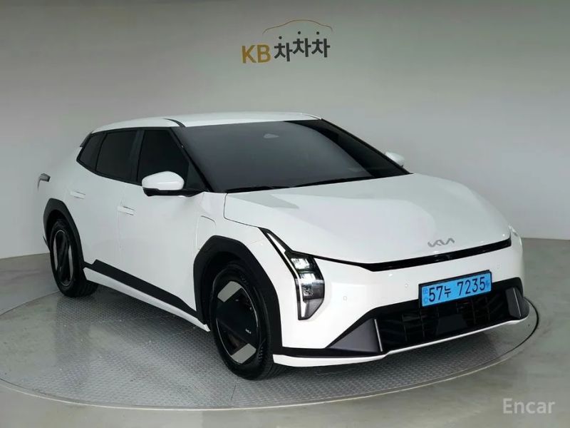 Kia EV4
